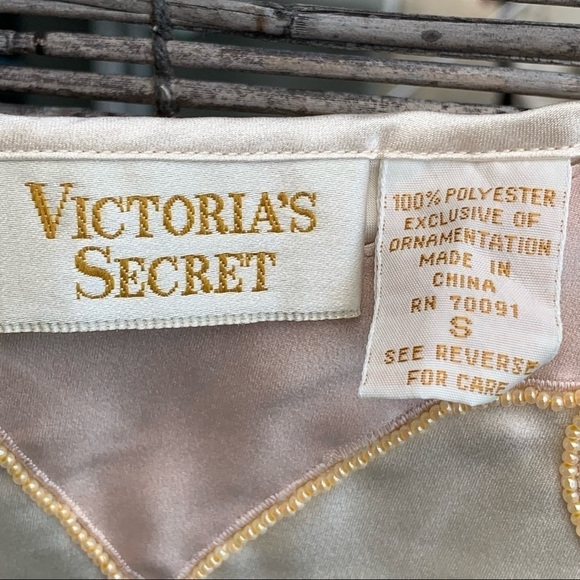 Vintage Victoria’s Secret Gold Label Lingerie - Picture 6 of 9